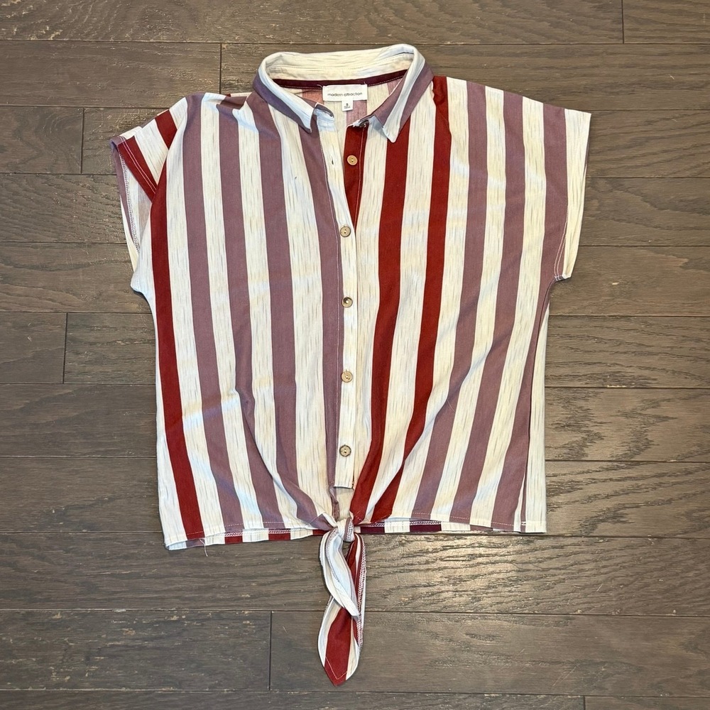 Modern Attraction Womens Small Striped Tie Front Button Down Short Sleeve Top‎